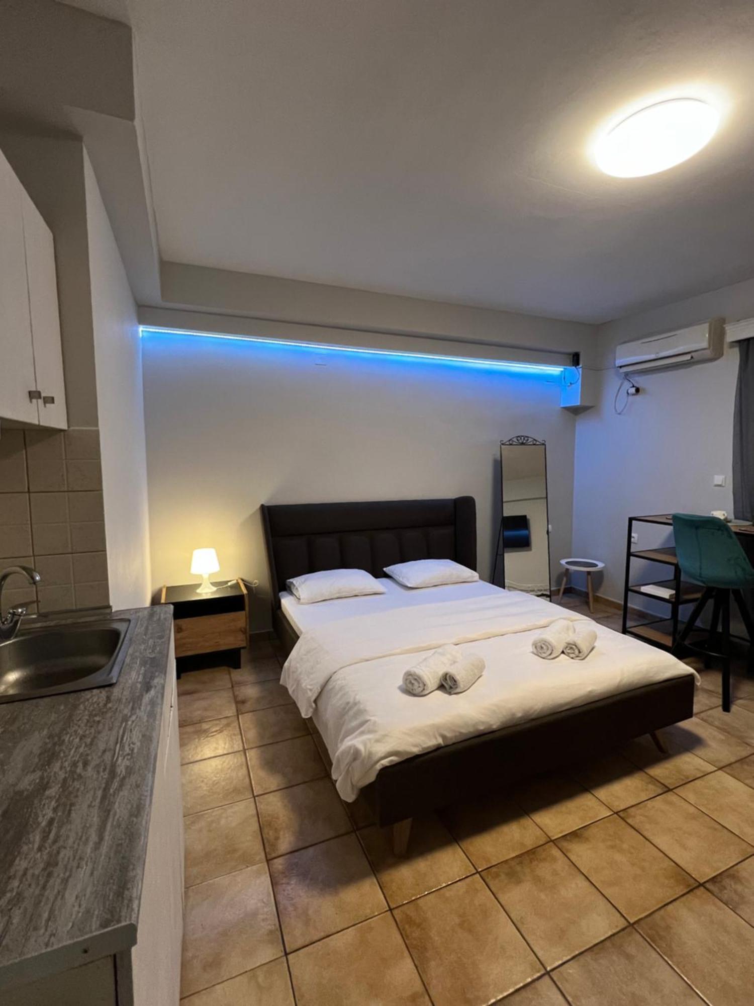 Larisa City Ap 5 With Parking Екстериор снимка